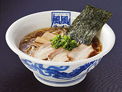 傤